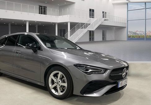 Mercedes-Benz CLA 200 Shooting Brake, 2025
