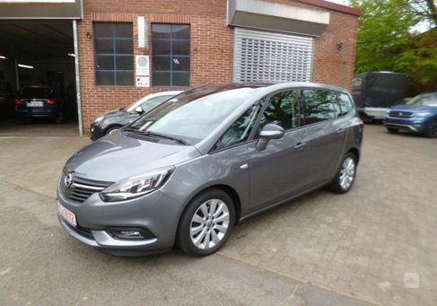 Opel Zafira, 2017