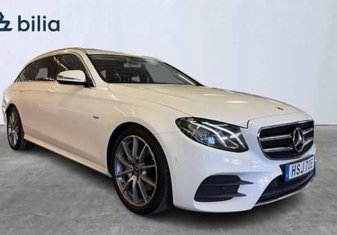 Mercedes-Benz E 200, 2020 3