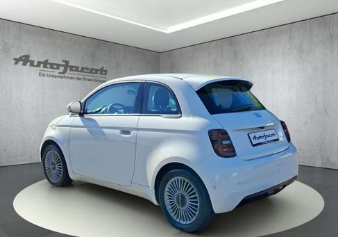 Fiat 500, 2024