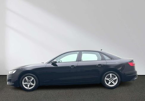 Audi A4, 2023 2
