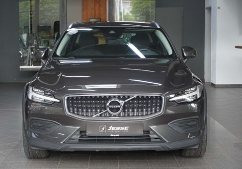 Volvo V60 Cross Country, 2020