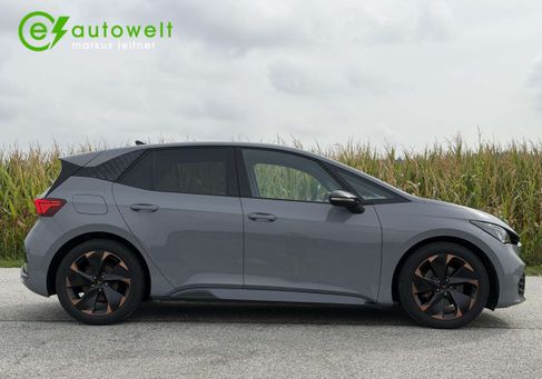 Cupra Born, 2024