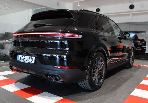 Porsche Cayenne, 2025