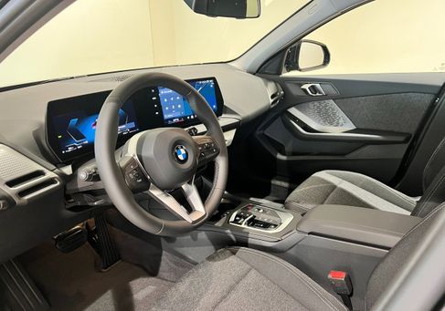 BMW 120, 2025