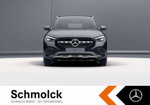 Mercedes-Benz GLA 250, 2021