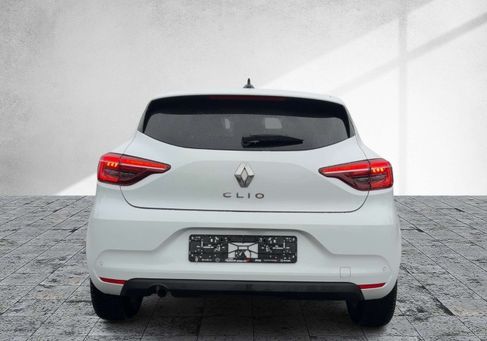 Renault Clio, 2023