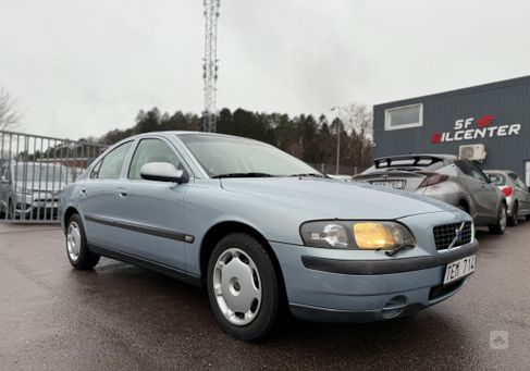 Volvo S60, 2002