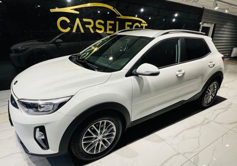 Kia Stonic, 2021