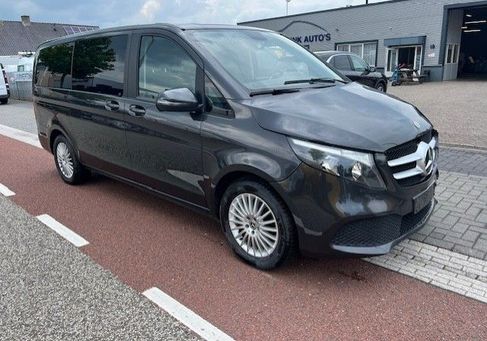 Mercedes-Benz V 220, 2021
