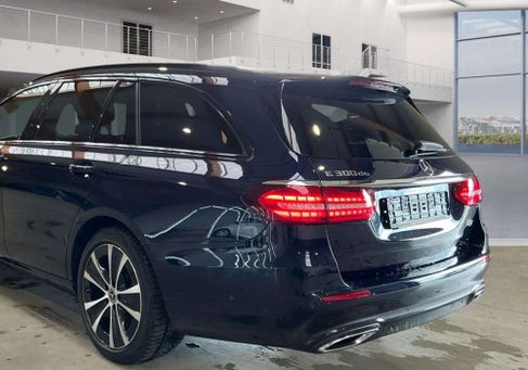 Mercedes-Benz E 300, 2021 3