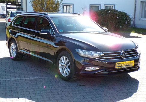 Volkswagen Passat Variant, 2023 2