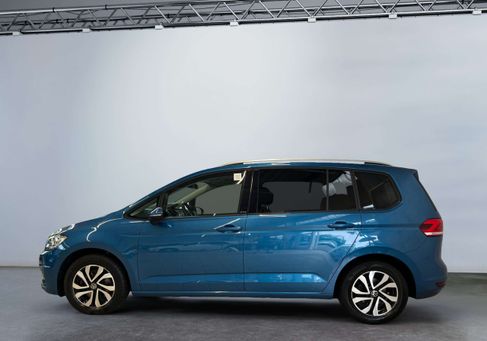 Volkswagen Touran, 2021 3