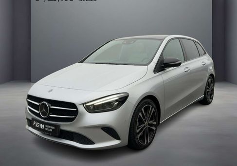 Mercedes-Benz B 220, 2020