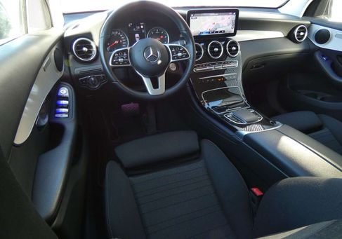 Mercedes-Benz GLC 200, 2022