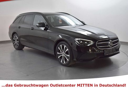 Mercedes-Benz E 300, 2021