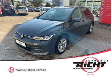Volkswagen Golf, 2025