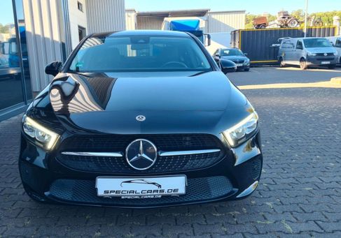 Mercedes-Benz A 200, 2023