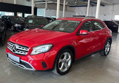 Mercedes-Benz GLA 200, 2020