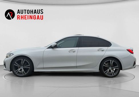 BMW 320, 2021 2