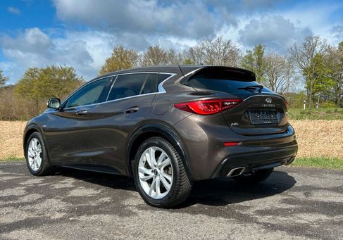 Infiniti Q30, 2019