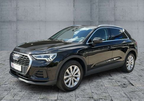 Audi Q3, 2022 2