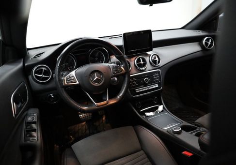 Mercedes-Benz CLA 200 Shooting Brake, 2019