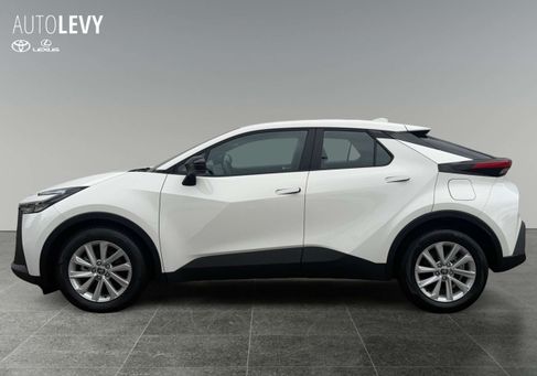Toyota C-HR, 2024 3