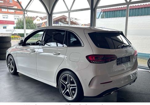 Mercedes-Benz B 200, 2020