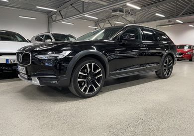 Volvo V90 Cross Country, 2018