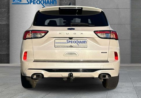 Ford Kuga, 2022