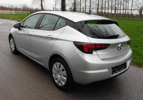 Opel Astra, 2021