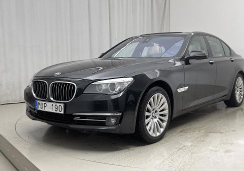 BMW 730, 2013