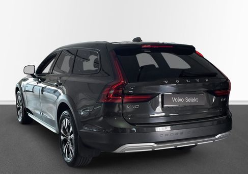 Volvo V90 Cross Country, 2021