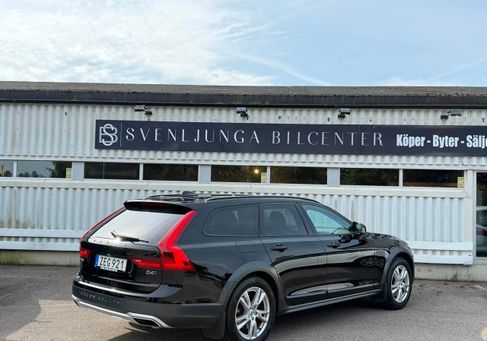 Volvo V90 Cross Country, 2018