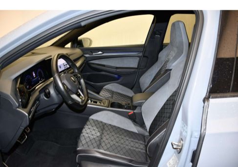 Volkswagen Golf, 2021