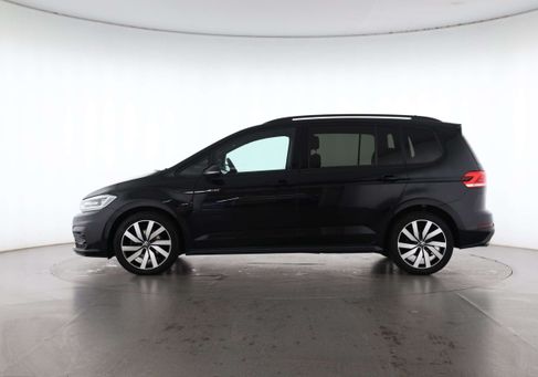 Volkswagen Touran, 2024 3