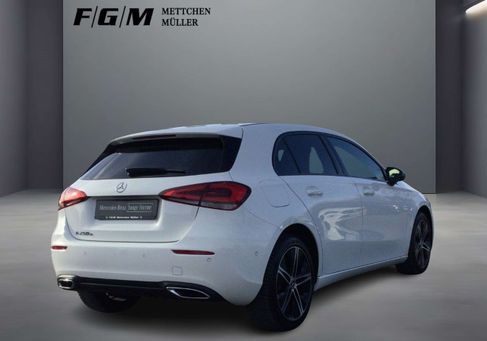 Mercedes-Benz A 250, 2021