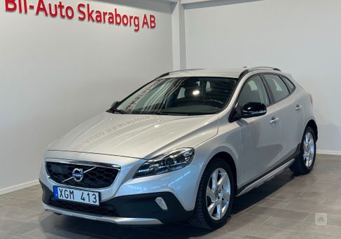 Volvo V40 Cross Country, 2013