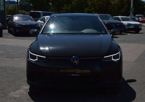 Volkswagen Golf, 2024 2