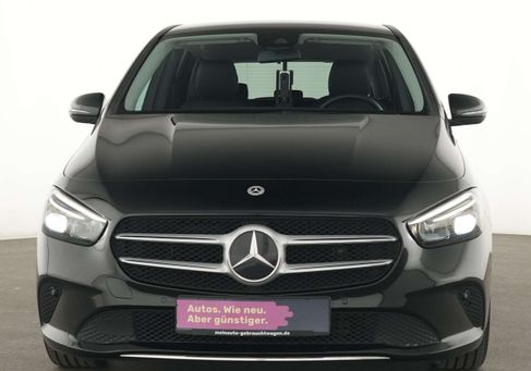 Mercedes-Benz B 180, 2021