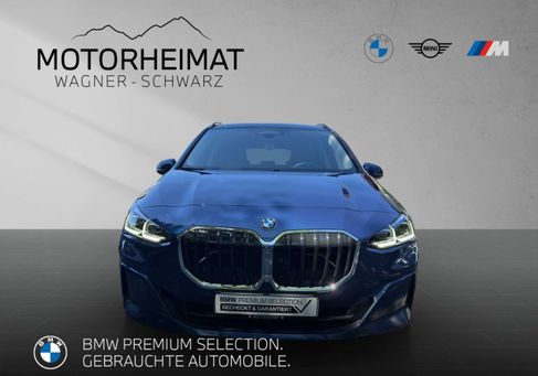 BMW 220, 2025 3
