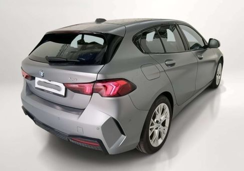BMW 120, 2025