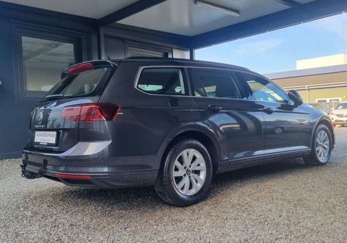 Volkswagen Passat, 2022