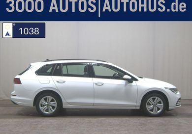 Volkswagen Golf, 2023