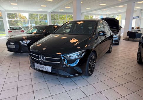 Mercedes-Benz B 200, 2019 3