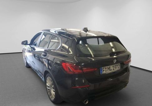 BMW 120, 2023 2