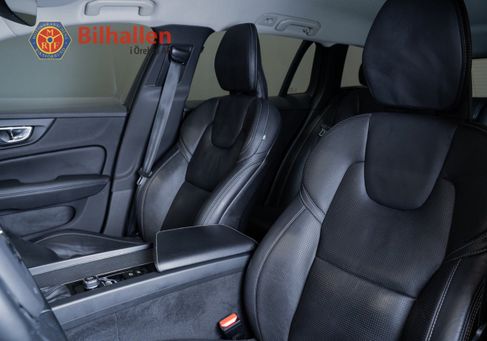 Volvo V60 Cross Country, 2020