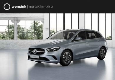 Mercedes-Benz B 180, 2025