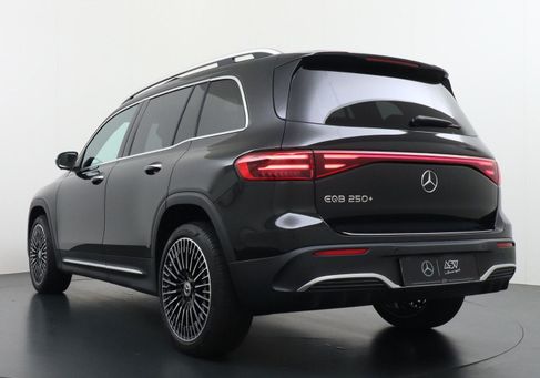 Mercedes-Benz EQB, 2025